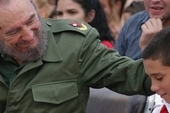 Fidel Castro with Elián González in 2005