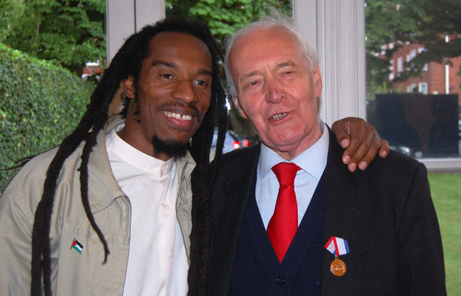 Benjamin Zephaniah with Tony Benn